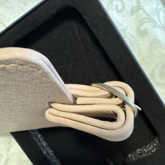 🎁New in package Blush Color Burano Vegan Leather Luggage Tags🎁 - Picture 3 of 4